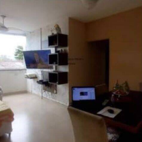 Apartamento à venda com 3 quartos, 90m² - Foto 1