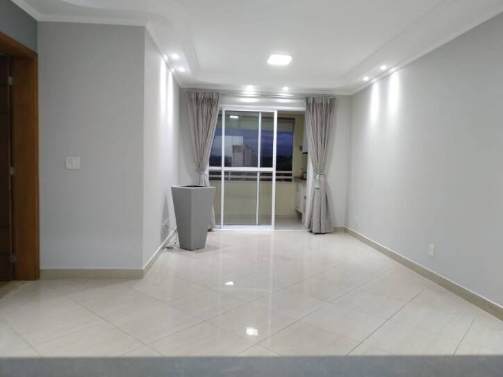 Apartamento à venda com 3 quartos, 111m² - Foto 11