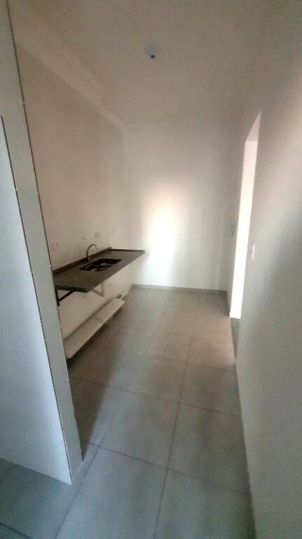 Apartamento à venda com 2 quartos, 65m² - Foto 2