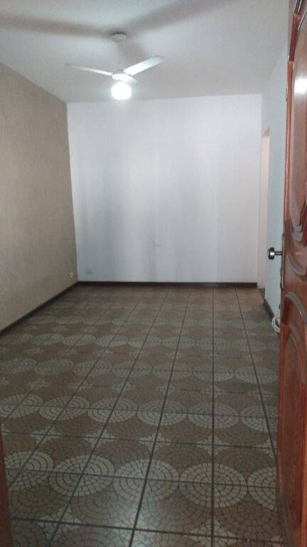 Casa à venda com 4 quartos, 240m² - Foto 14