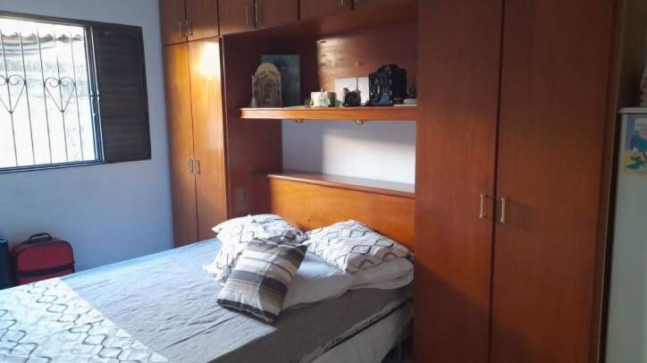 Casa à venda com 3 quartos, 90m² - Foto 4