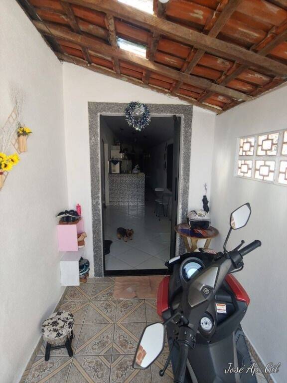 Casa à venda com 3 quartos, 75m² - Foto 5