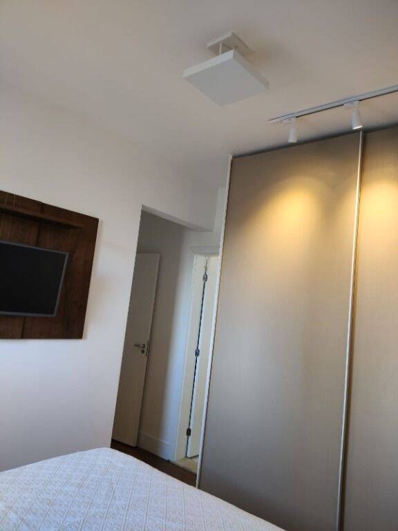 Apartamento à venda com 2 quartos, 76m² - Foto 15