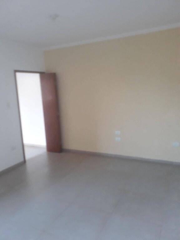 Casa à venda com 2 quartos, 70m² - Foto 11