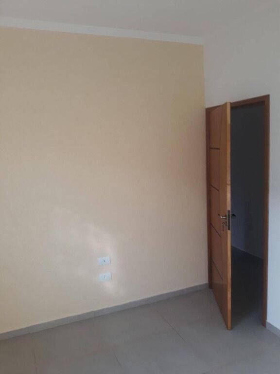 Casa à venda com 2 quartos, 70m² - Foto 15