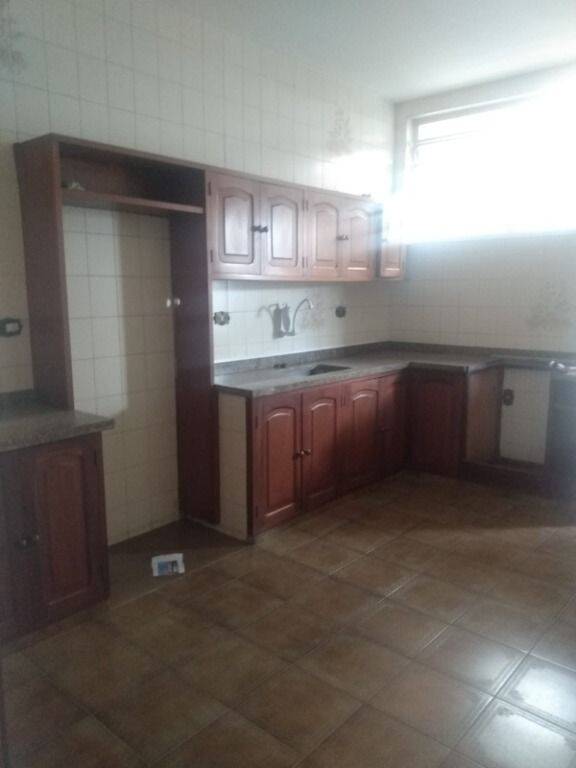 Casa à venda com 3 quartos, 376m² - Foto 11