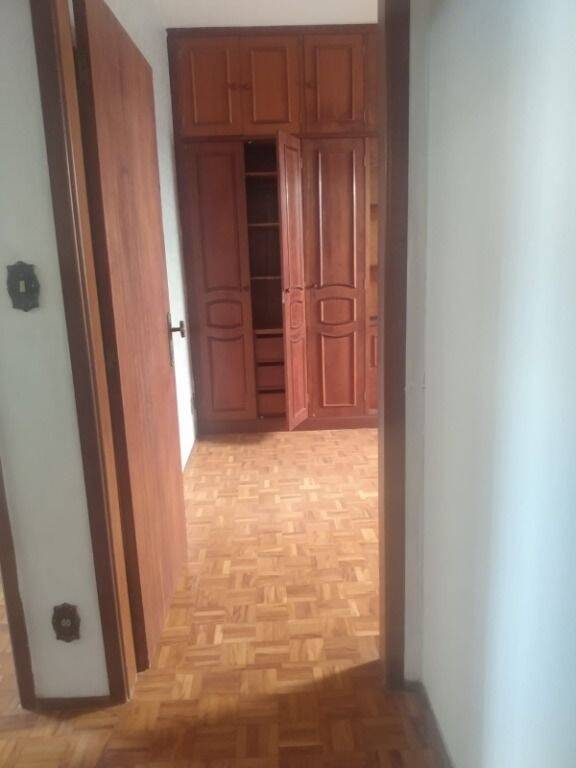 Casa à venda com 3 quartos, 376m² - Foto 17