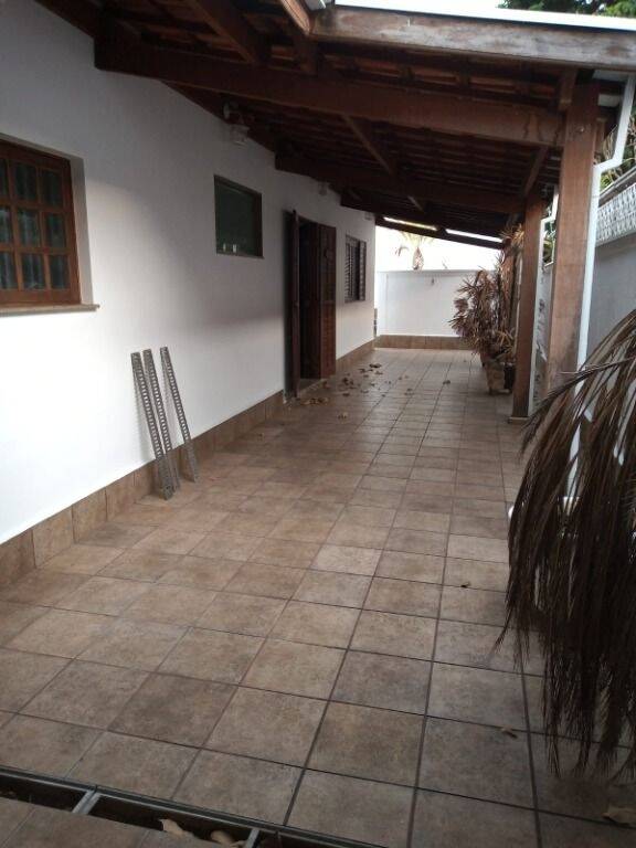 Casa à venda com 3 quartos, 215m² - Foto 19