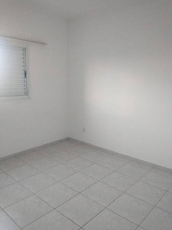 Apartamento à venda com 2 quartos, 57m² - Foto 8