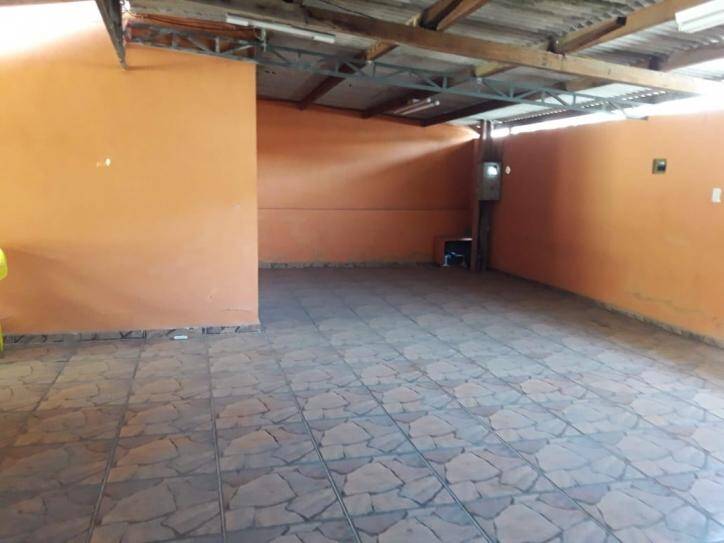 Casa à venda com 3 quartos, 250m² - Foto 12