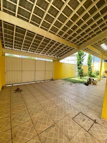 Casa para alugar com 3 quartos, 300m² - Foto 25