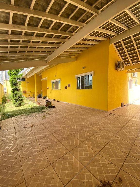 Casa para alugar com 3 quartos, 300m² - Foto 26