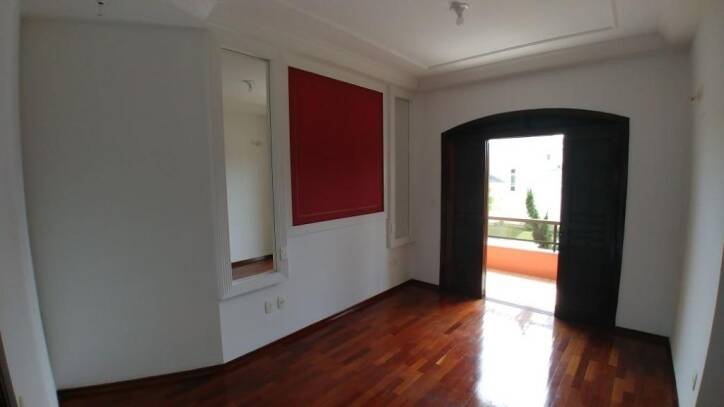 Sobrado à venda com 5 quartos, 300m² - Foto 5