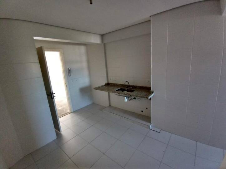 Apartamento à venda com 3 quartos, 126m² - Foto 8