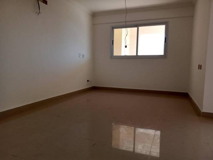 Apartamento à venda com 3 quartos, 126m² - Foto 1