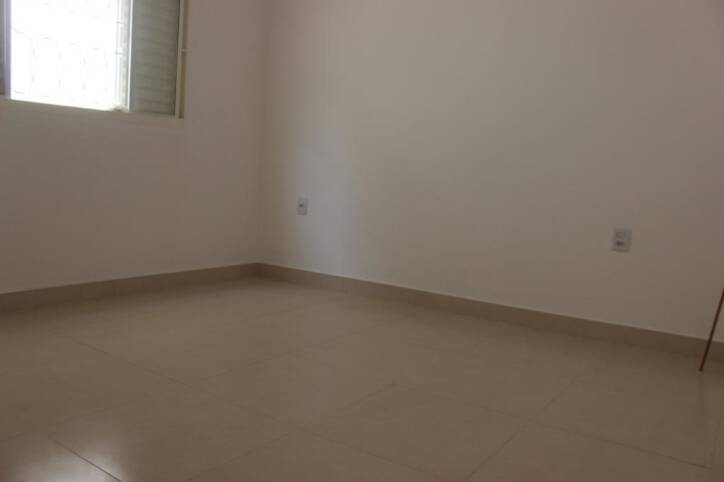 Casa à venda com 3 quartos, 75m² - Foto 12