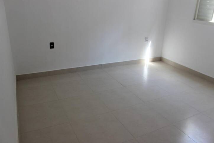 Casa à venda com 3 quartos, 75m² - Foto 14