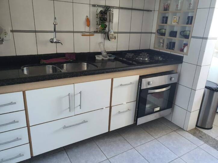 Apartamento à venda com 2 quartos, 68m² - Foto 6