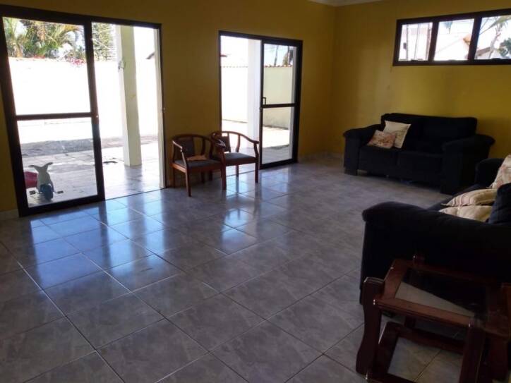 Casa à venda com 4 quartos, 260m² - Foto 3