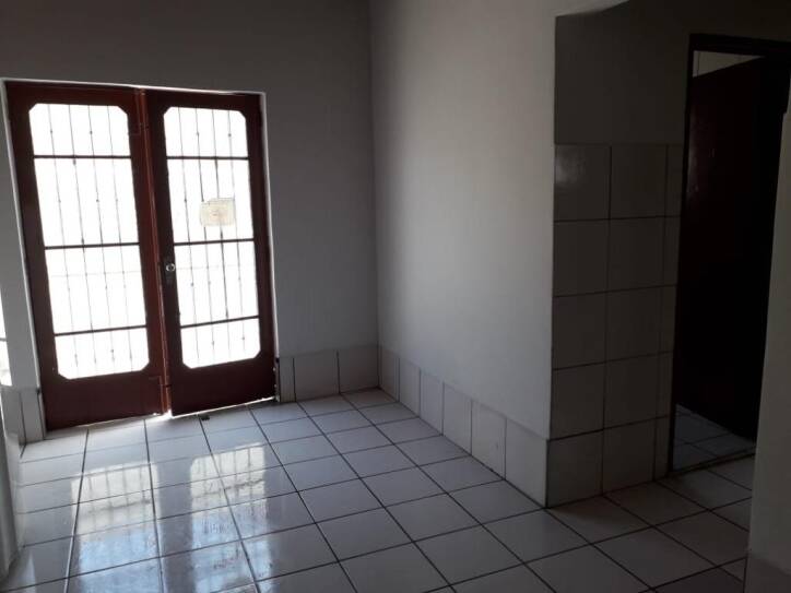 Loja-Salão para alugar, 120m² - Foto 1