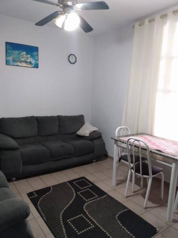 Casa à venda com 3 quartos, 80m² - Foto 2