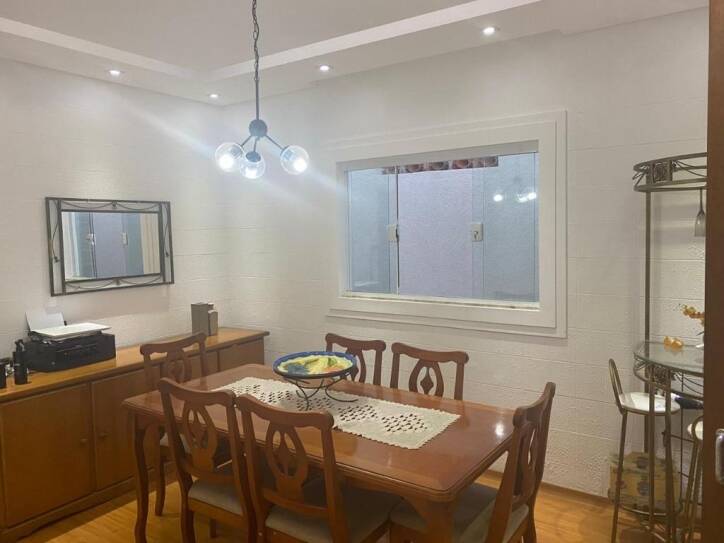 Casa à venda com 3 quartos, 250m² - Foto 5